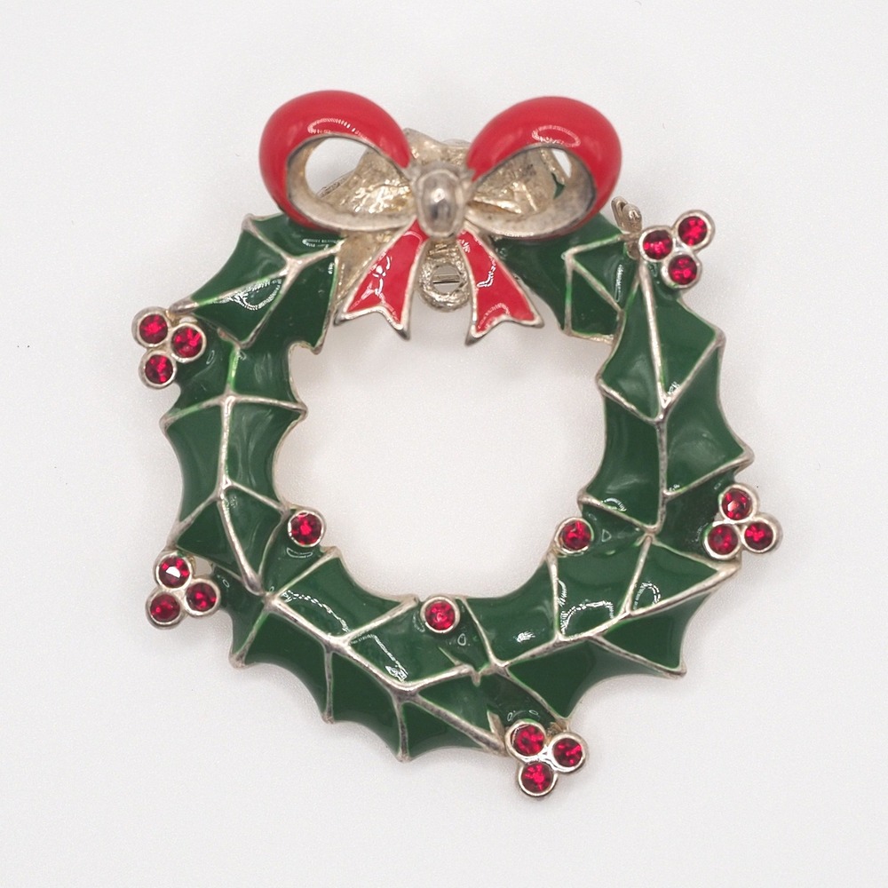 Vtg Christmas Wreath Brooch Green Red Holly Berry Enamel Holiday Bow Silver Tone